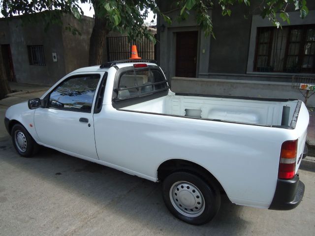 Ford Courier Usada en Mendoza, deRuedas