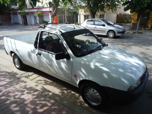 Ford Courier Usada en Mendoza, deRuedas