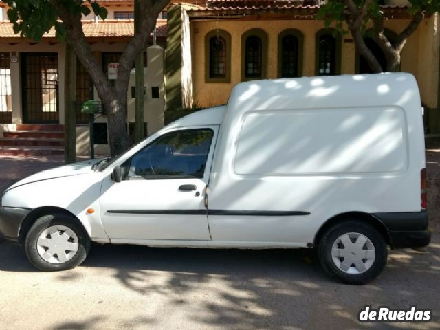 Ford Courier Usada en Mendoza, deRuedas
