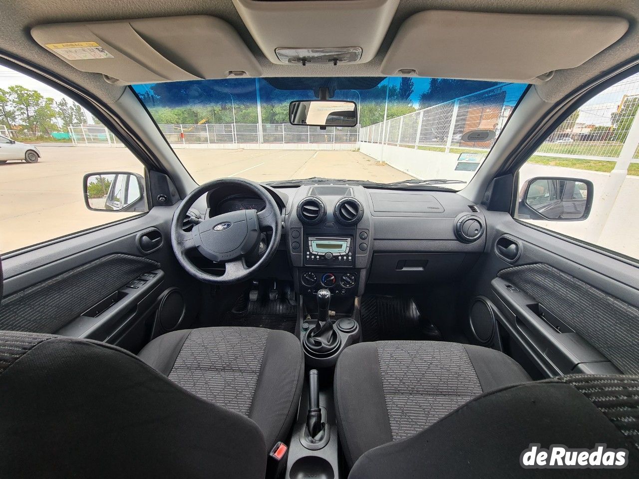 Ford EcoSport Usado en Córdoba, deRuedas
