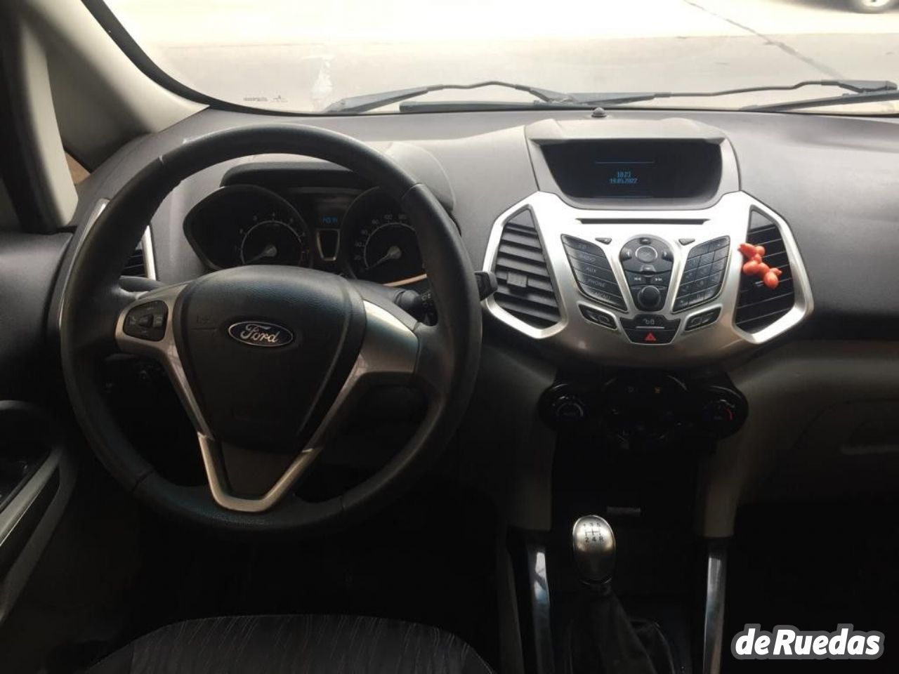 Ford EcoSport Usado en Córdoba, deRuedas