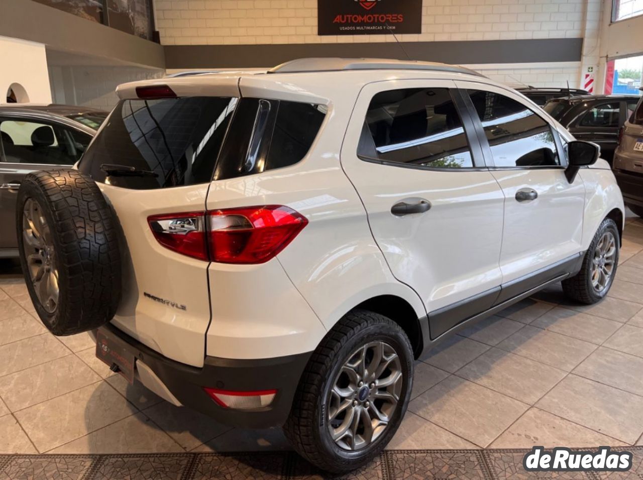 Ford EcoSport Usado en Córdoba, deRuedas