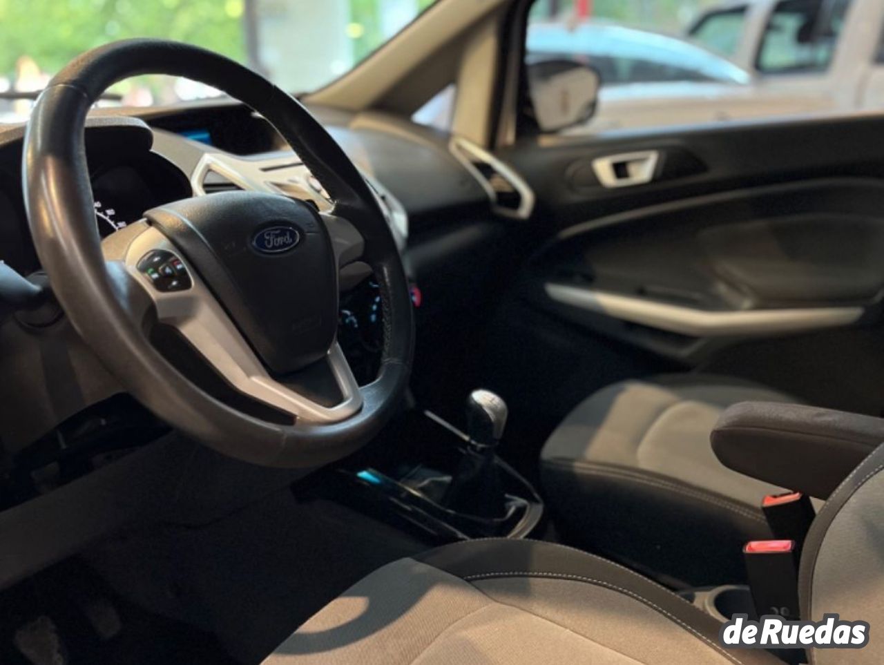 Ford EcoSport Usado en Córdoba, deRuedas