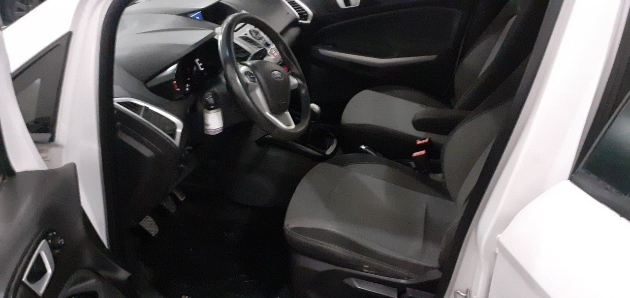 Ford EcoSport Usado en Córdoba, deRuedas