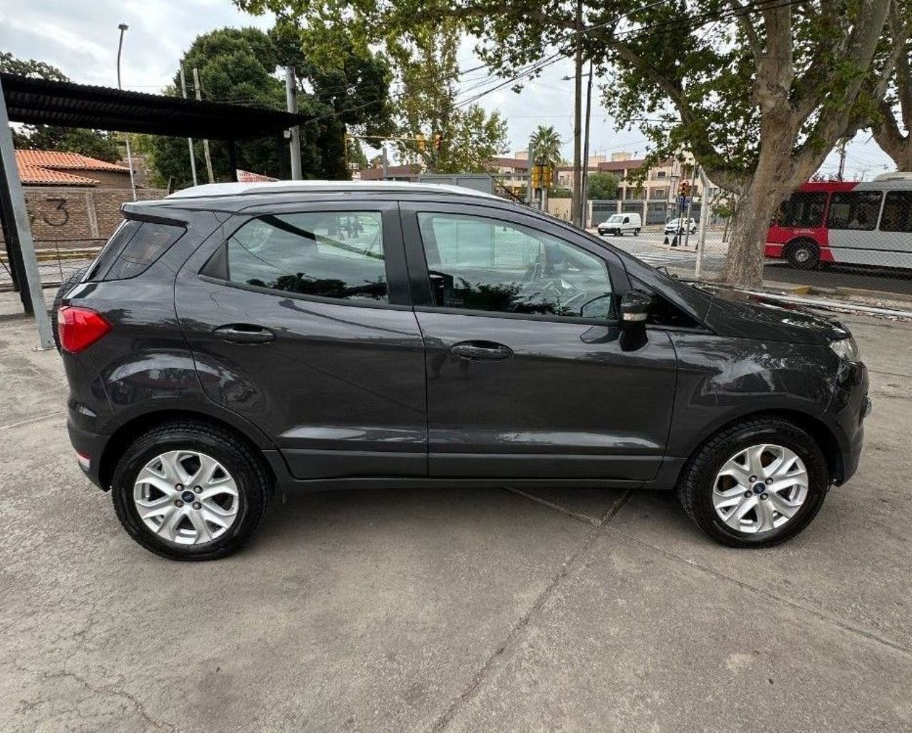 Ford EcoSport Usado en Mendoza, deRuedas