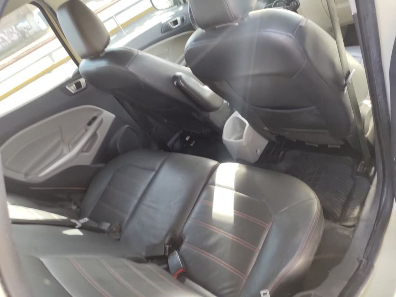 Ford EcoSport Usado en Córdoba, deRuedas