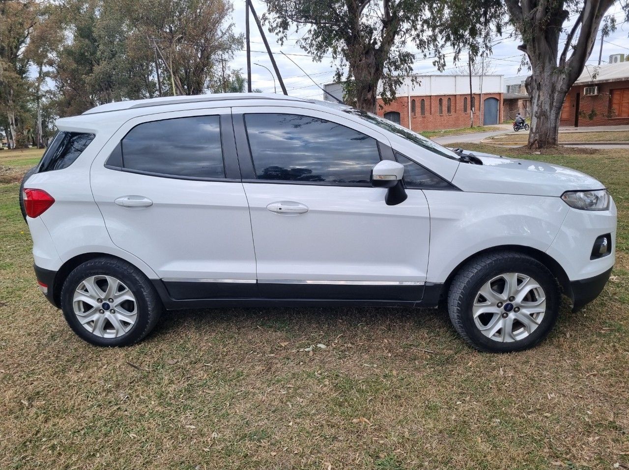 Ford EcoSport Usado en Córdoba, deRuedas