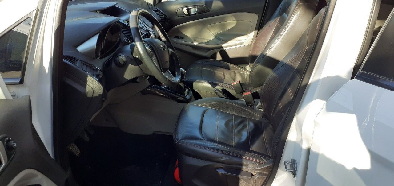 Ford EcoSport Usado en Córdoba, deRuedas