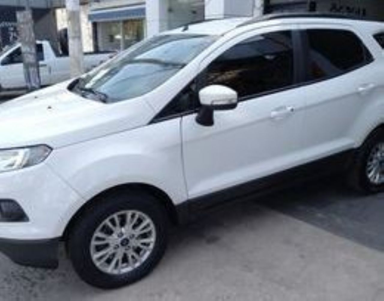 Ford EcoSport Usado en Córdoba, deRuedas