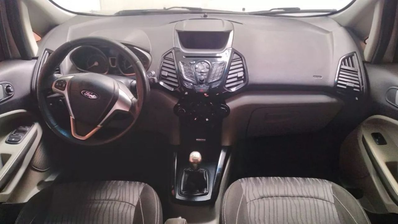 Ford EcoSport Usado en Córdoba, deRuedas