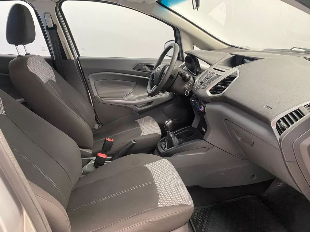 Ford EcoSport Usado en Córdoba, deRuedas