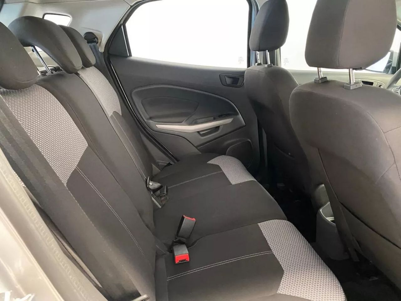 Ford EcoSport Usado en Córdoba, deRuedas