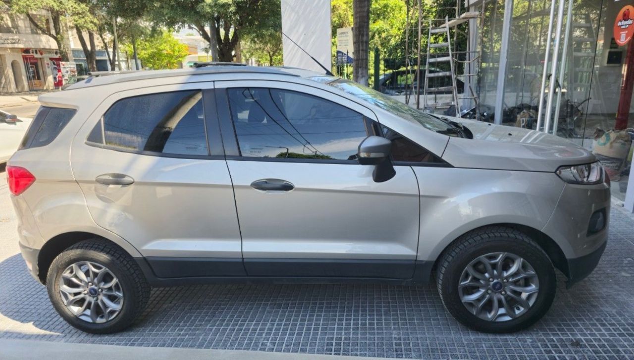 Ford EcoSport Usado en Córdoba, deRuedas