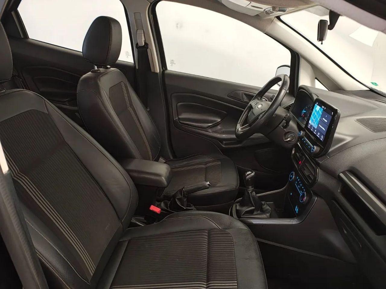 Ford EcoSport Usado en Córdoba, deRuedas