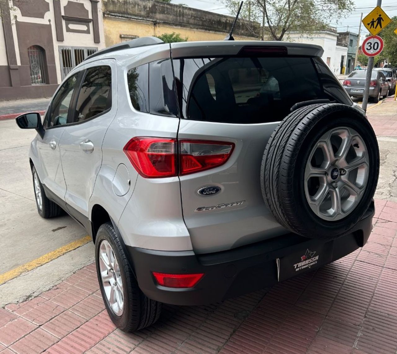 Ford EcoSport Usado en Córdoba, deRuedas
