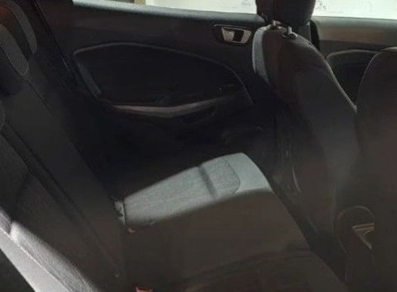 Ford EcoSport Usado en Córdoba, deRuedas