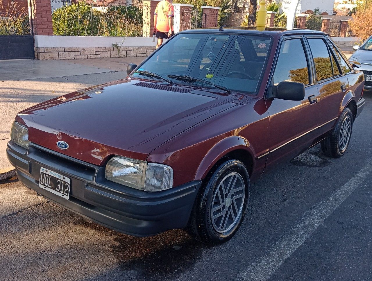 Ford Escort Usado en San Juan, deRuedas