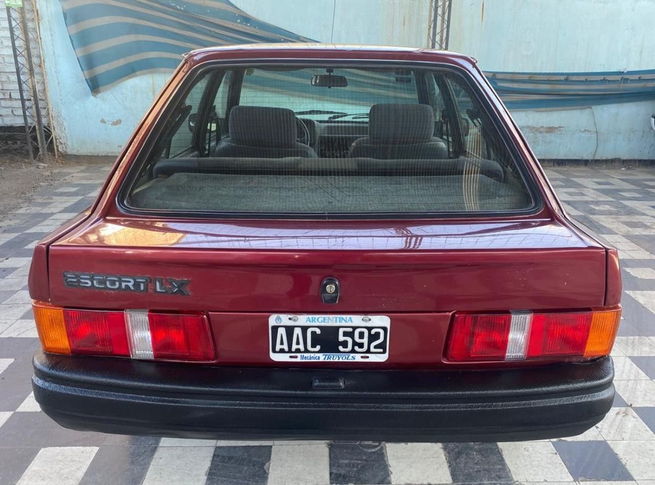 Ford Escort Usado en Mendoza, deRuedas