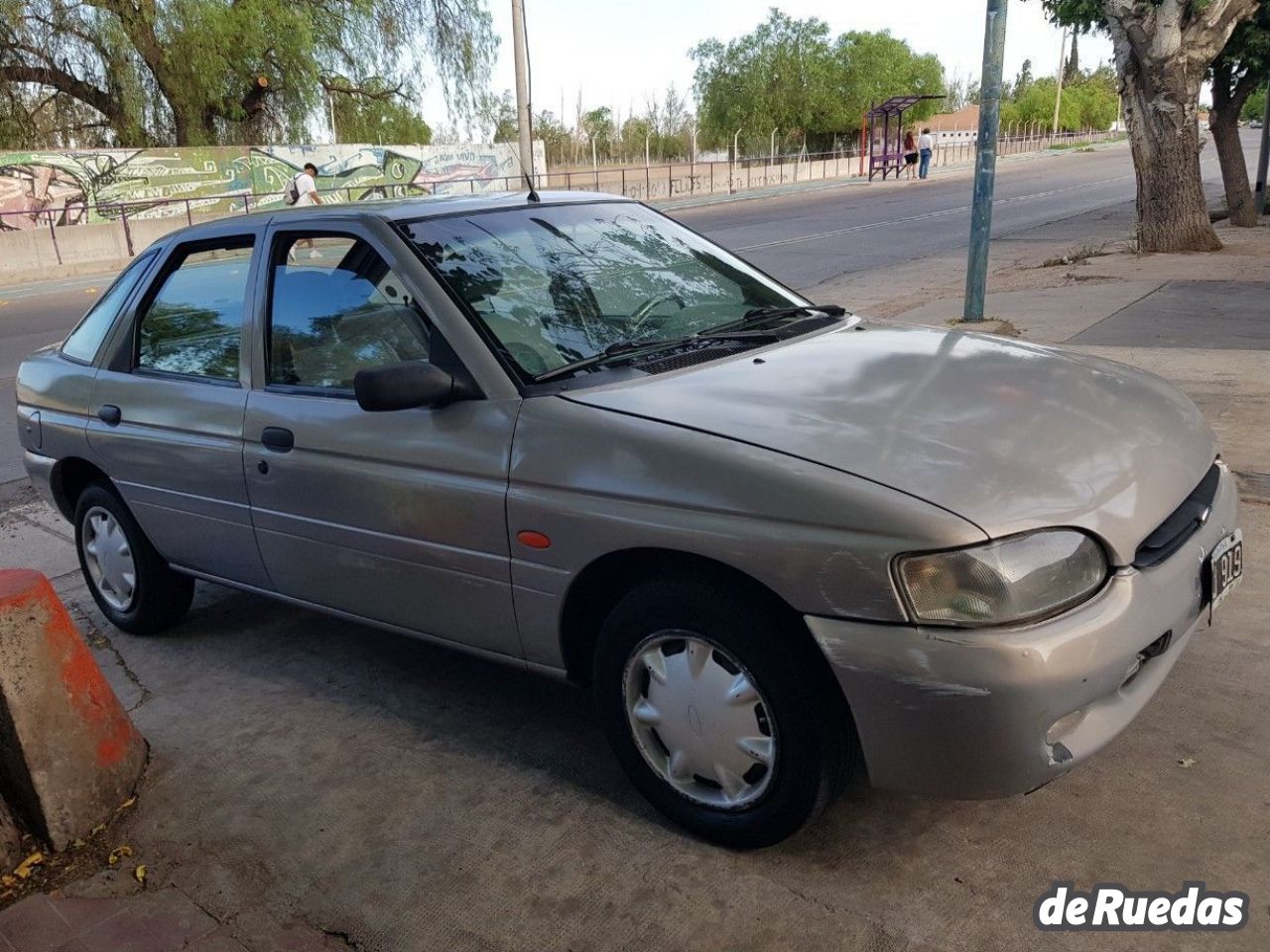 Ford Escort Usado en Mendoza, deRuedas