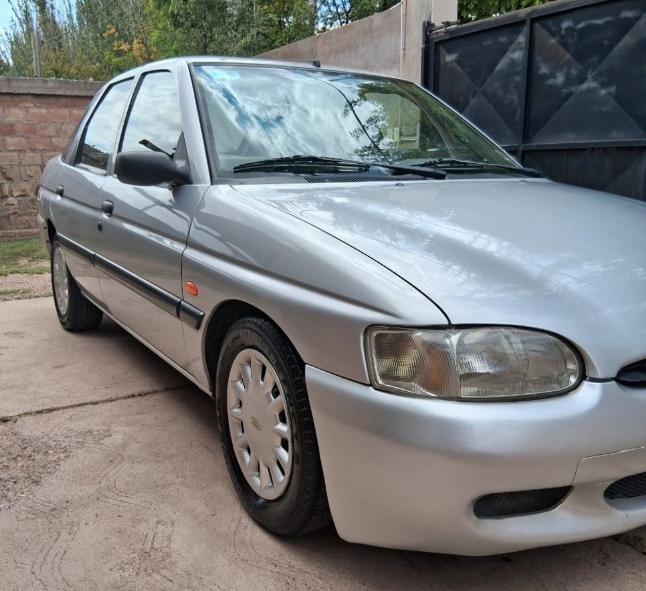 Ford Escort Usado en Mendoza, deRuedas