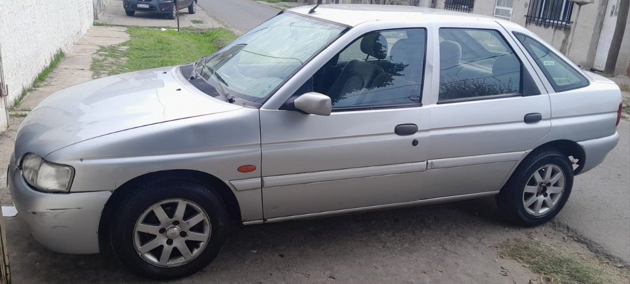 Ford Escort Usado en Santa Fe, deRuedas