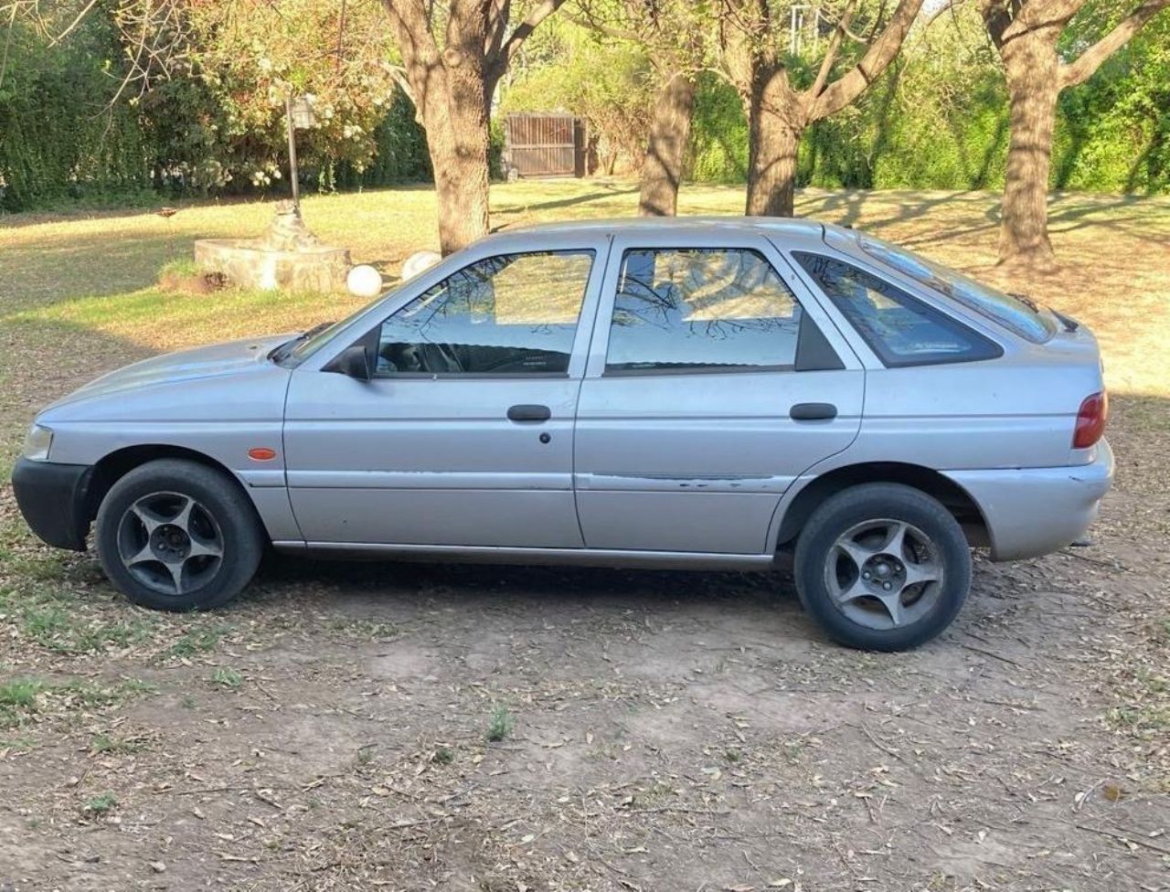 Ford Escort Usado en Córdoba, deRuedas