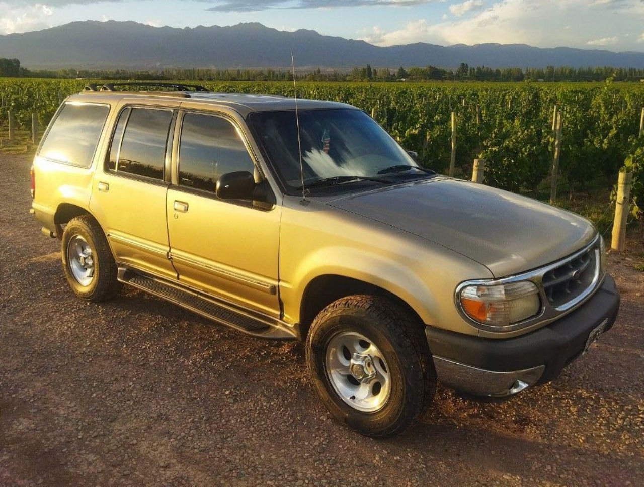 Ford Explorer Usado en Mendoza, deRuedas