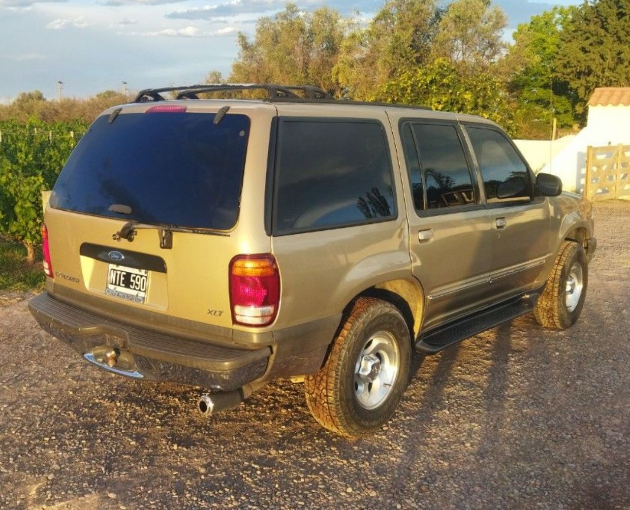 Ford Explorer Usado en Mendoza, deRuedas