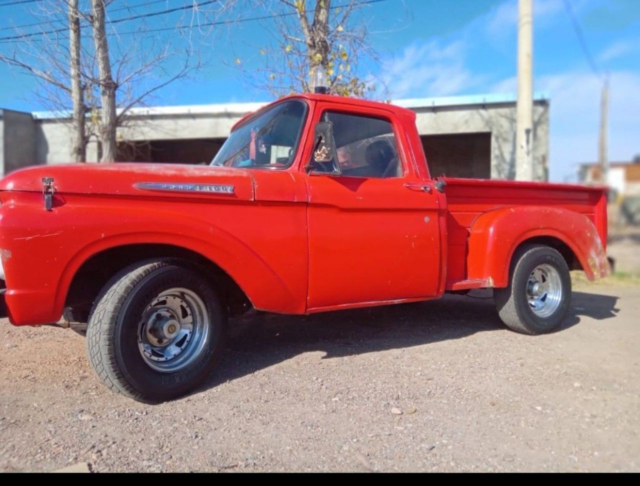 Ford F-100 Usada en Mendoza, deRuedas