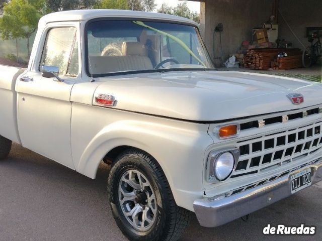 Ford F-100 Usada en Mendoza, deRuedas
