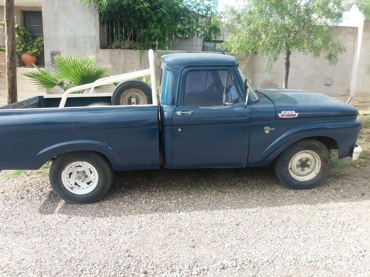 Ford F-100 Usada en Mendoza, deRuedas