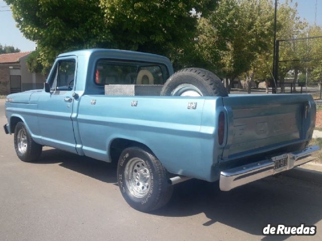 Ford F-100 Usada en Mendoza, deRuedas