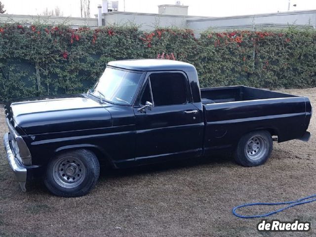 Ford F-100 Usada en Mendoza, deRuedas