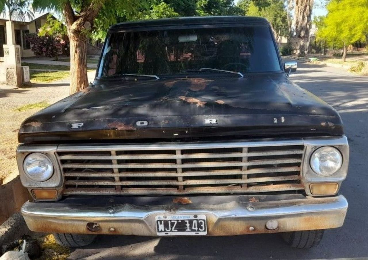 Ford F-100 Usada en Mendoza, deRuedas