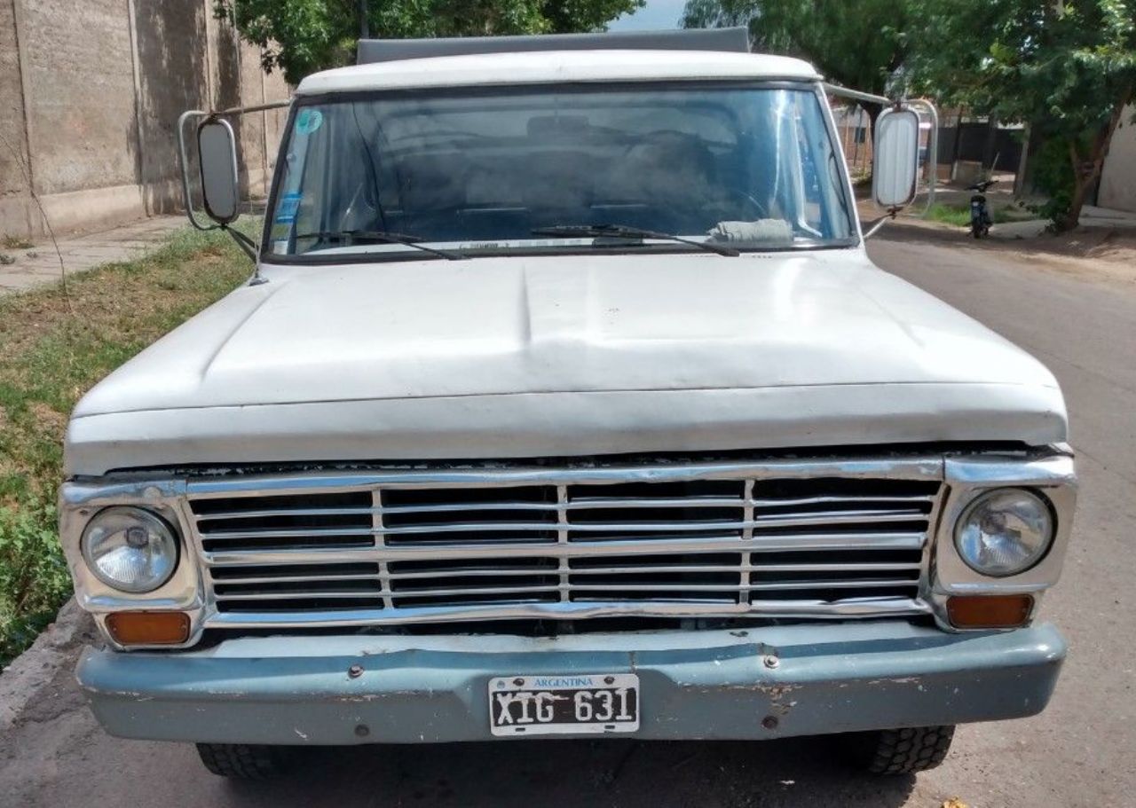 Ford F-100 Usada en Mendoza, deRuedas
