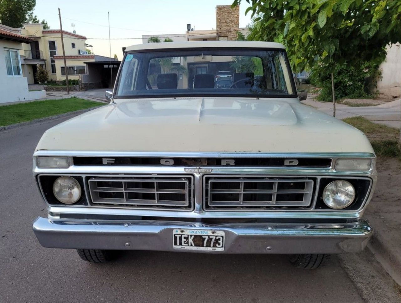 Ford F-100 Usada en Mendoza, deRuedas