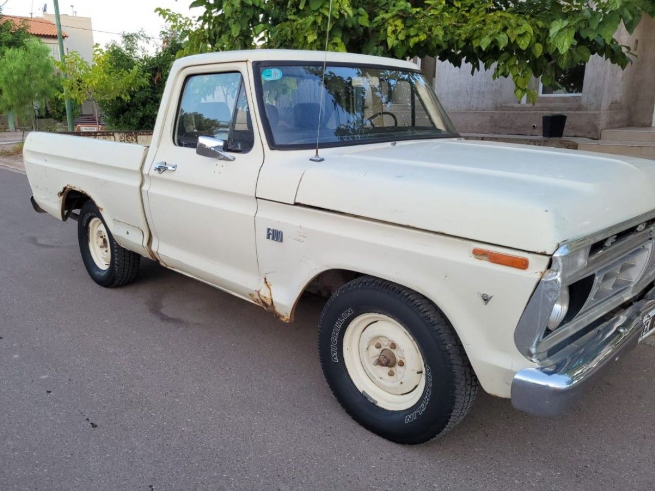 Ford F-100 Usada en Mendoza, deRuedas