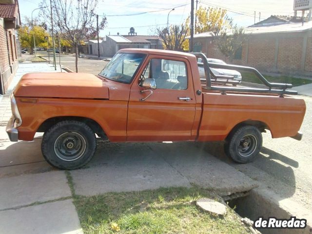 Ford F-100 Usada en Mendoza, deRuedas