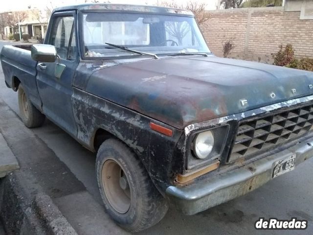 Ford F-100 Usada en Mendoza, deRuedas