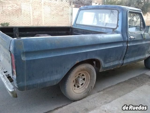Ford F-100 Usada en Mendoza, deRuedas
