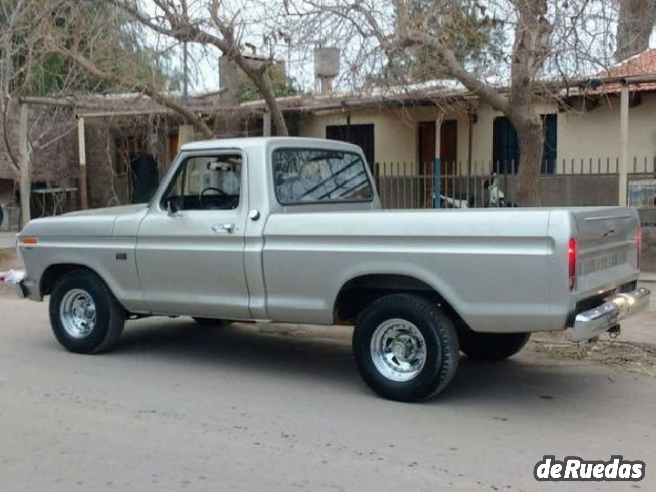 Ford F-100 Usada en Mendoza, deRuedas