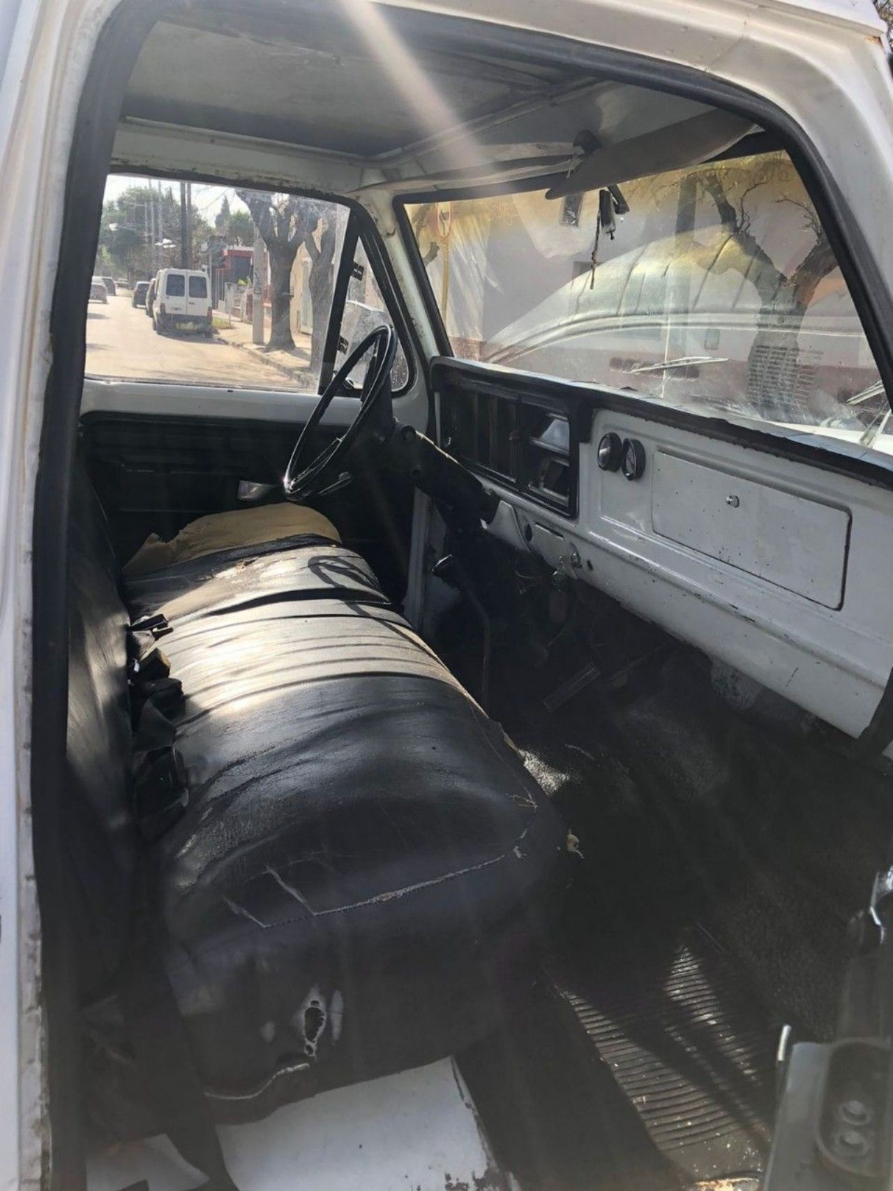 Ford F-100 Usada en Córdoba, deRuedas