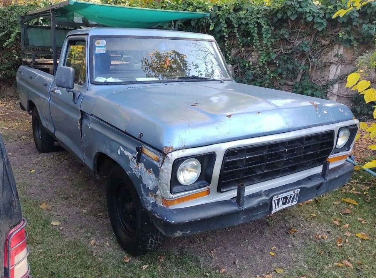 Ford F-100 Usada en Mendoza, deRuedas