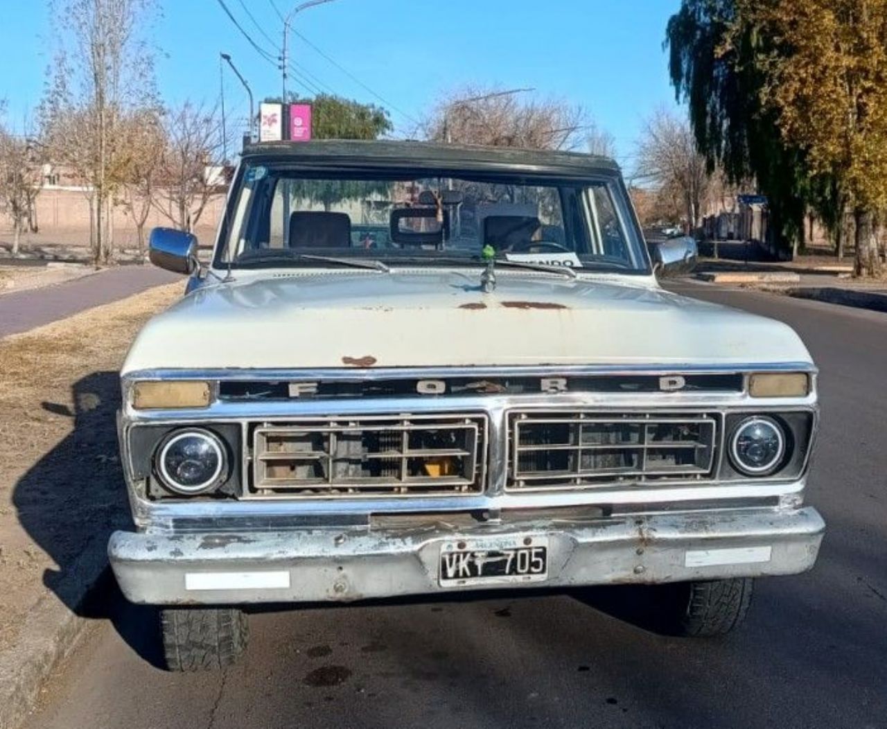 Ford F-100 Usada en Mendoza, deRuedas