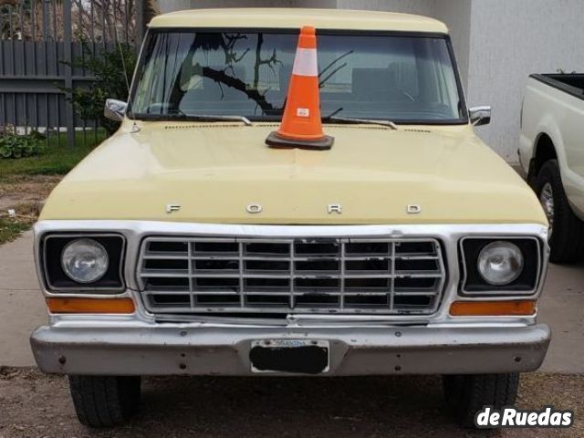 Ford F-100 Usada en Mendoza, deRuedas