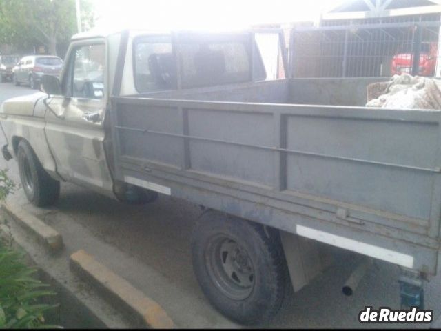 Ford F-100 Usada en Mendoza, deRuedas