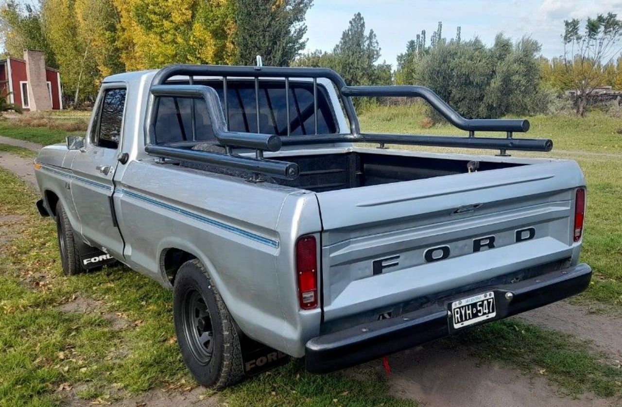 Ford F-100 Usada en Mendoza, deRuedas
