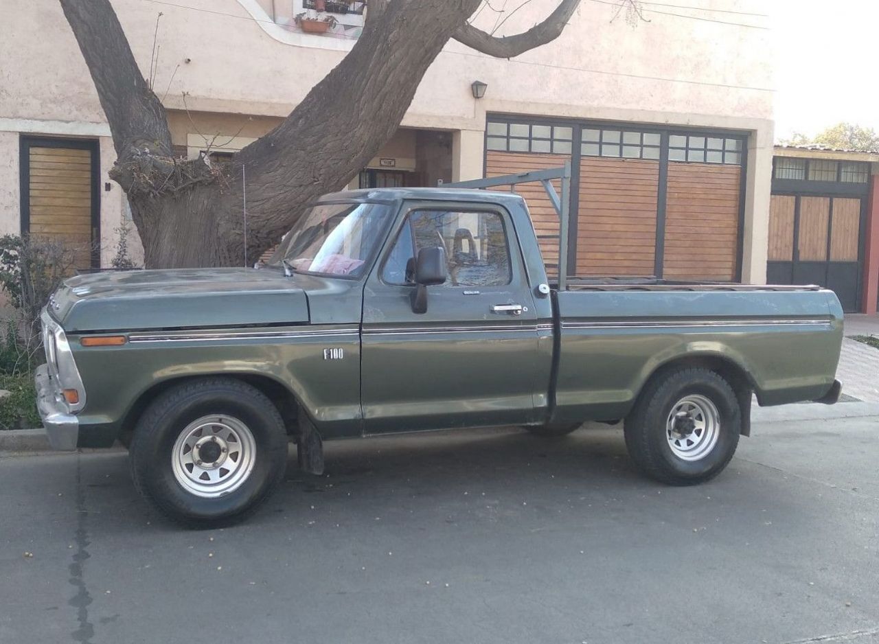 Ford F-100 Usada en Mendoza, deRuedas