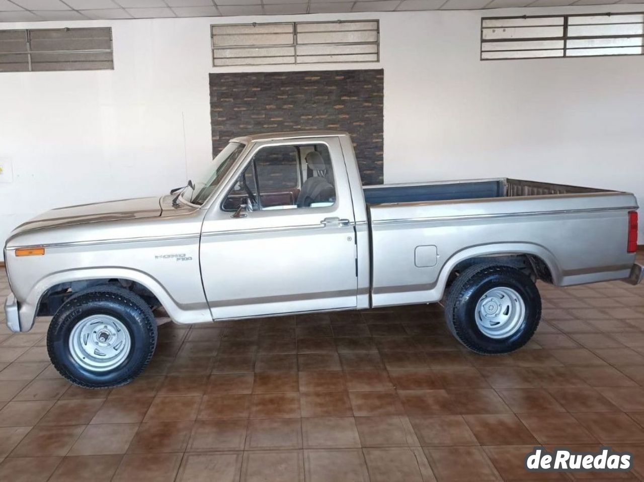 Ford F-100 Usada en Mendoza, deRuedas