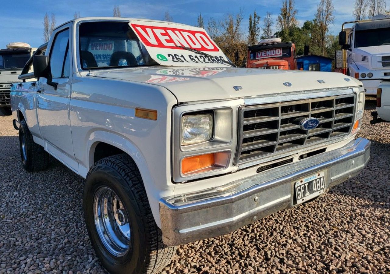Ford F-100 Usada en Mendoza, deRuedas